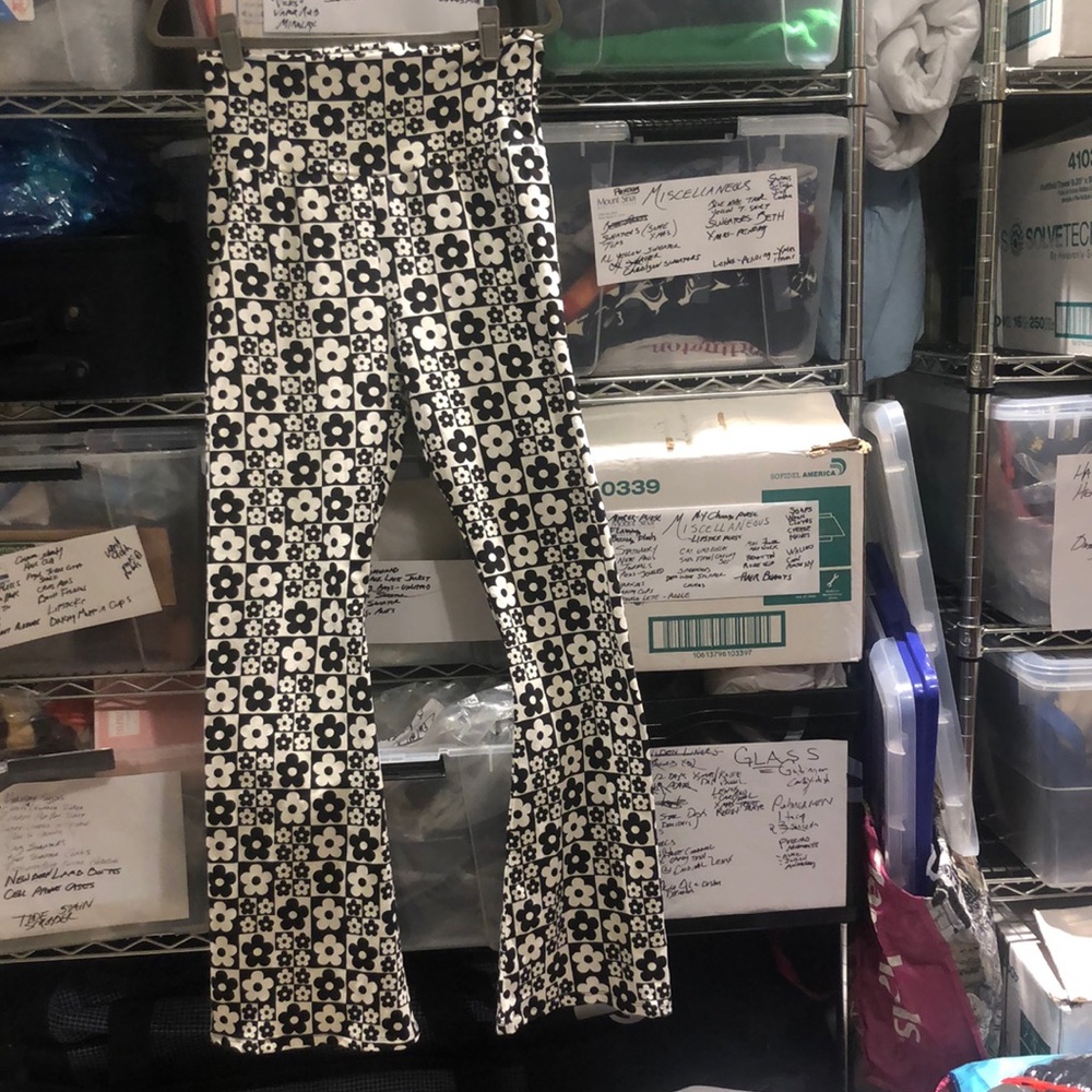 Vintage Groovy black and white floral bellbottoms. Peace love and happiness!! M.